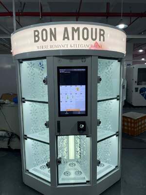 Haloo เครื่องขายดอกไม้สด สีขาว 13 ล็อคเกอร์ กล่องใหญ่ ขายร้อนสําหรับห้างสรรพสินค้า ระบบการชําระเงินบัตรเครดิต