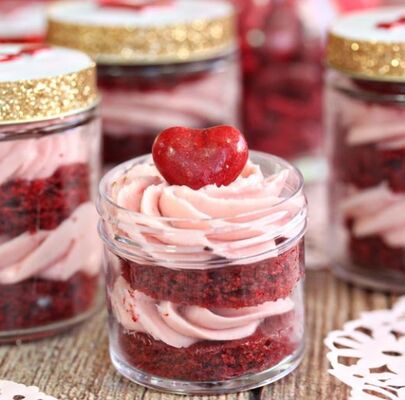 24 ชั่วโมงระบบยกอัตโนมัติ เครื่องขายเค้กด้วยกรอบประตูเหล็กทั้งหมดและแก้วลดหมอก