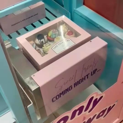 Macaron Vending Machine เครื่องจำหน่ายเค้กอัตโนมัติในประเทศจีนด้วย ISO9001