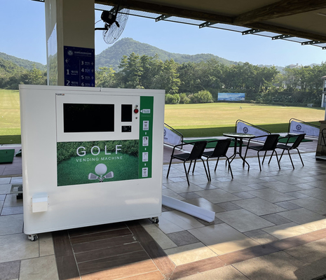 4G Wifi Network Golf Vending Machine เครื่องจ่ายบอลอัตโนมัติสำหรับสนามกอล์ฟ Ce Certificate