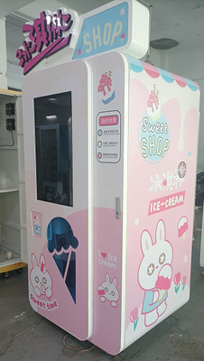 เครื่องจำหน่ายไอศกรีมถ้วยตรวจสอบตามเวลาจริงพร้อมหน้าจอสัมผัสขนาด 32 นิ้ว